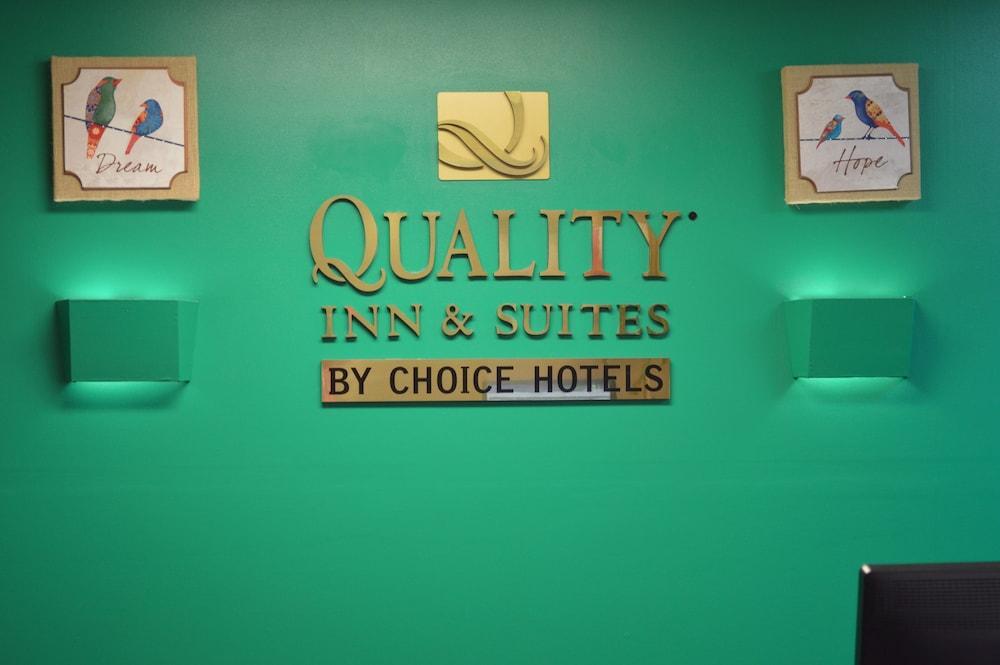 Quality Inn & Suites Fayetteville Exterior foto